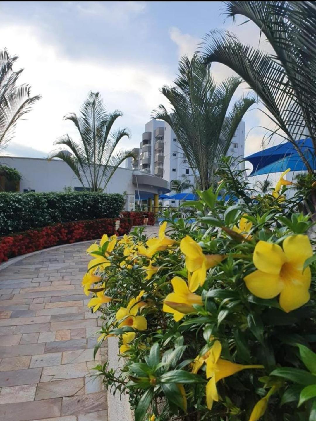 Lagoa Quente Flat Caldas Novas Dış mekan fotoğraf
